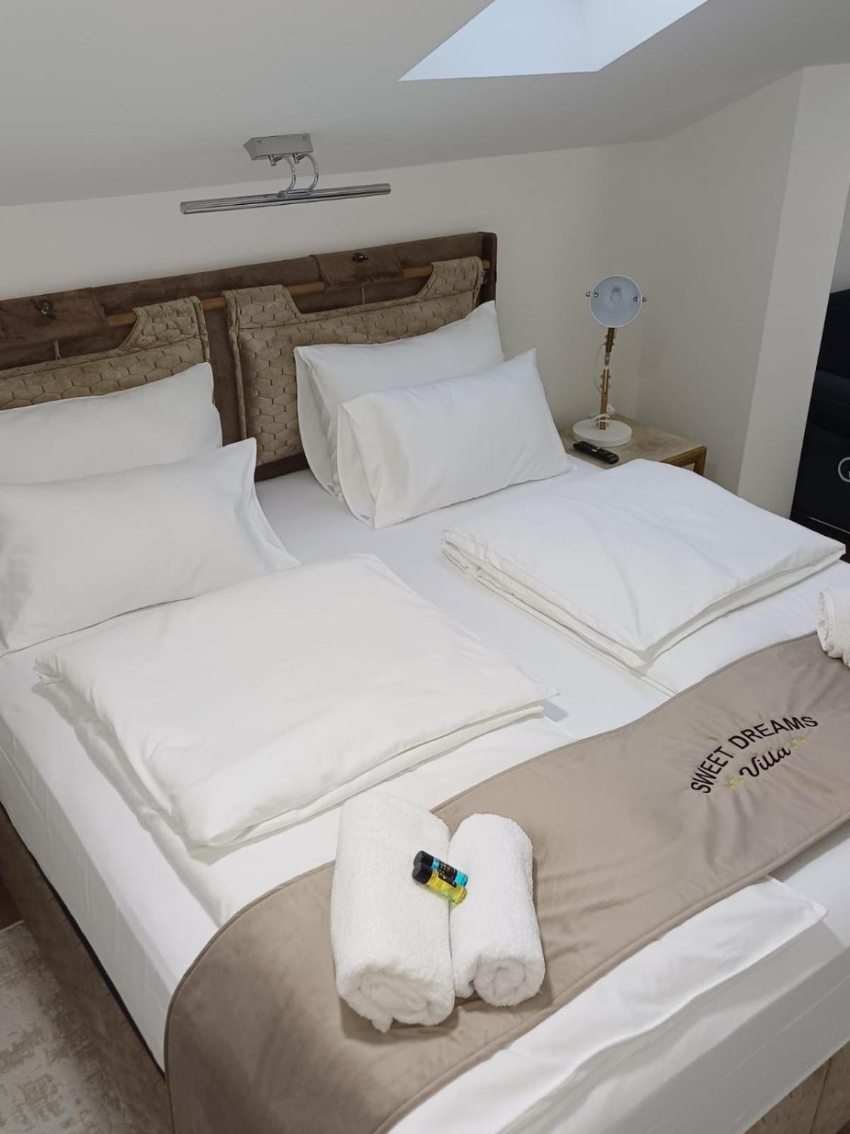 Villa Sweet Dreams Novi Sad Bagian luar foto